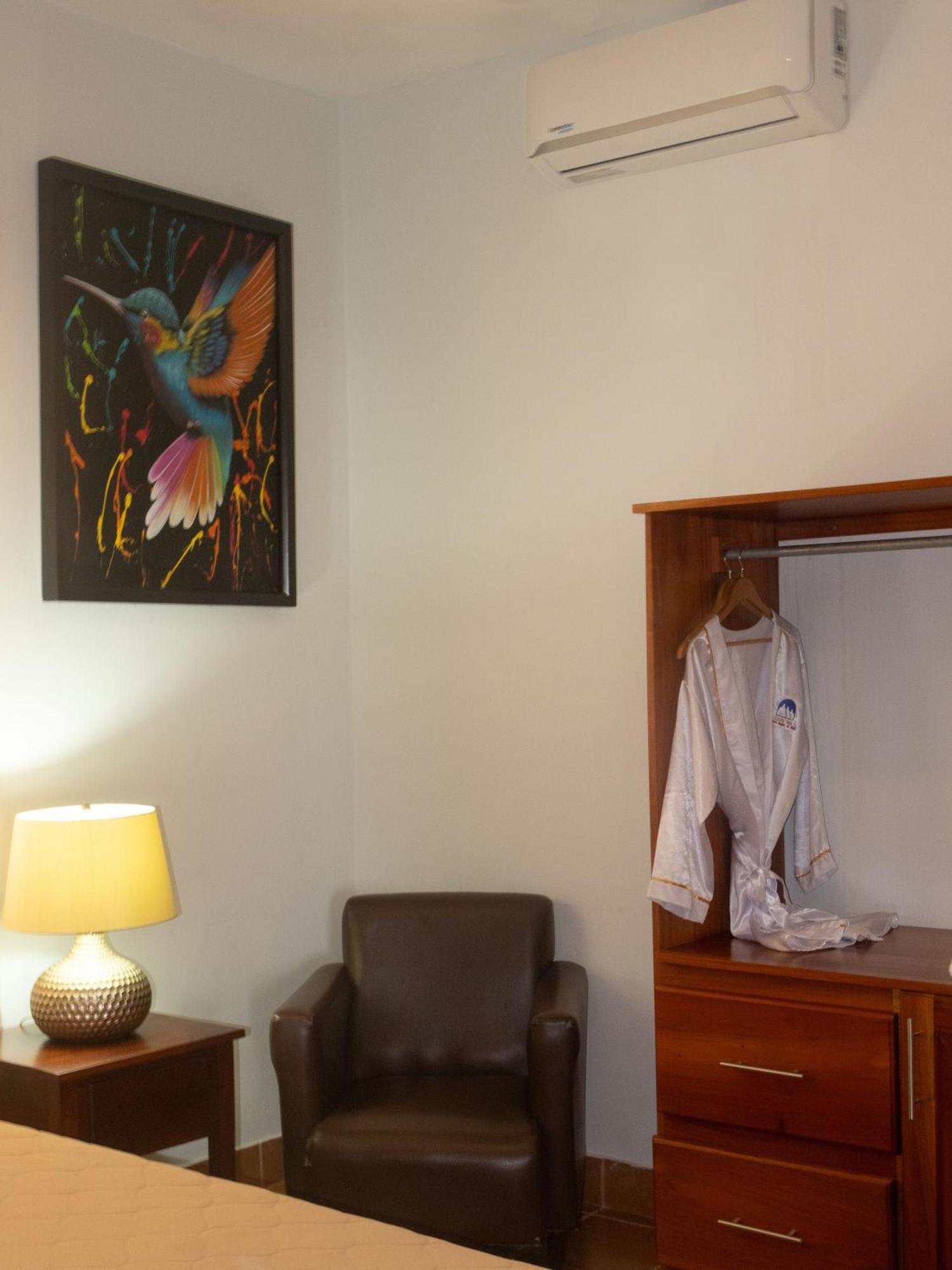 Hotel Leon Inn Eksteriør bilde